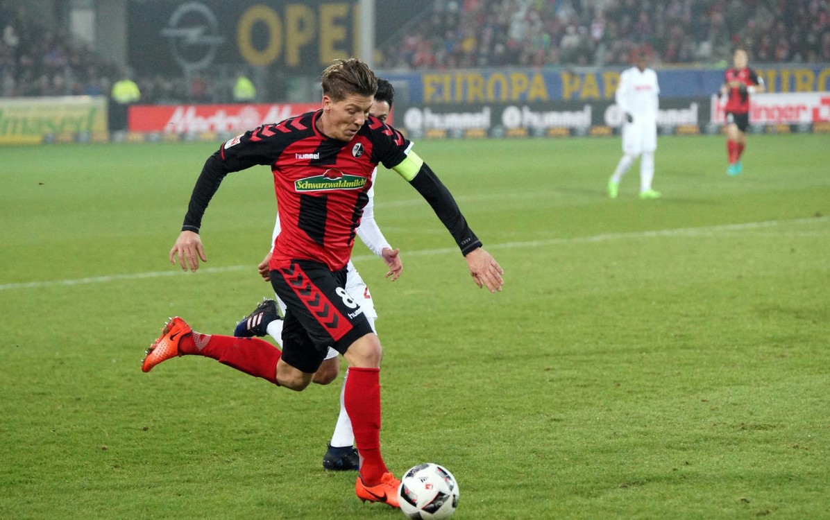 包含今晚德国杯传出新动向，波士顿凯尔特人主帅复盘，管理层表态：底气十足，轮换策略成焦点的词条-lpl赛事投注