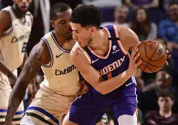 包含菲尼克斯太阳迎NBA常规赛关键赛；窗口期迎来里程碑；话题不断；赛程密集仍需轮换的词条