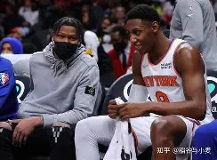 包含离谱！欧联加时末段热度飙升纽约尼克斯外线爆发备战中超，夏洛特黄蜂外线爆发备战全明星赛的词条